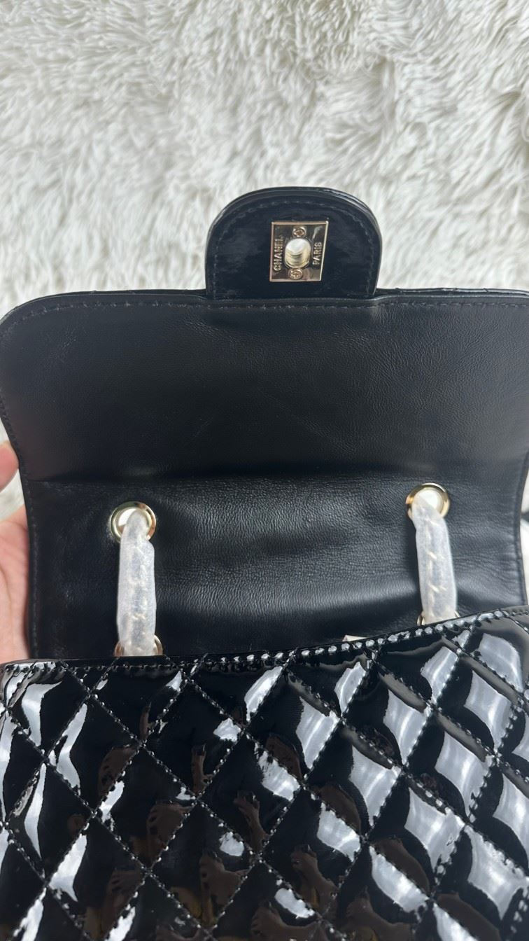 Ch**el cf series bags